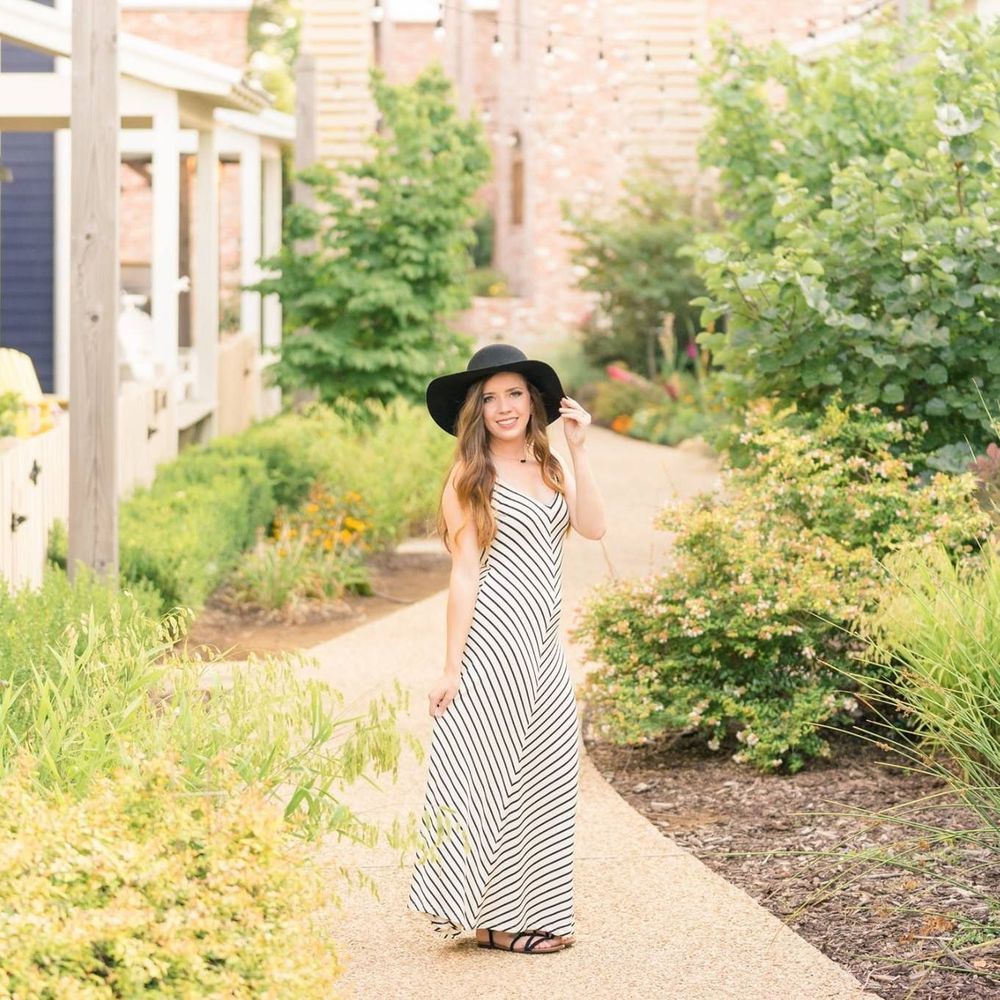 Meet your Posher, Sierra